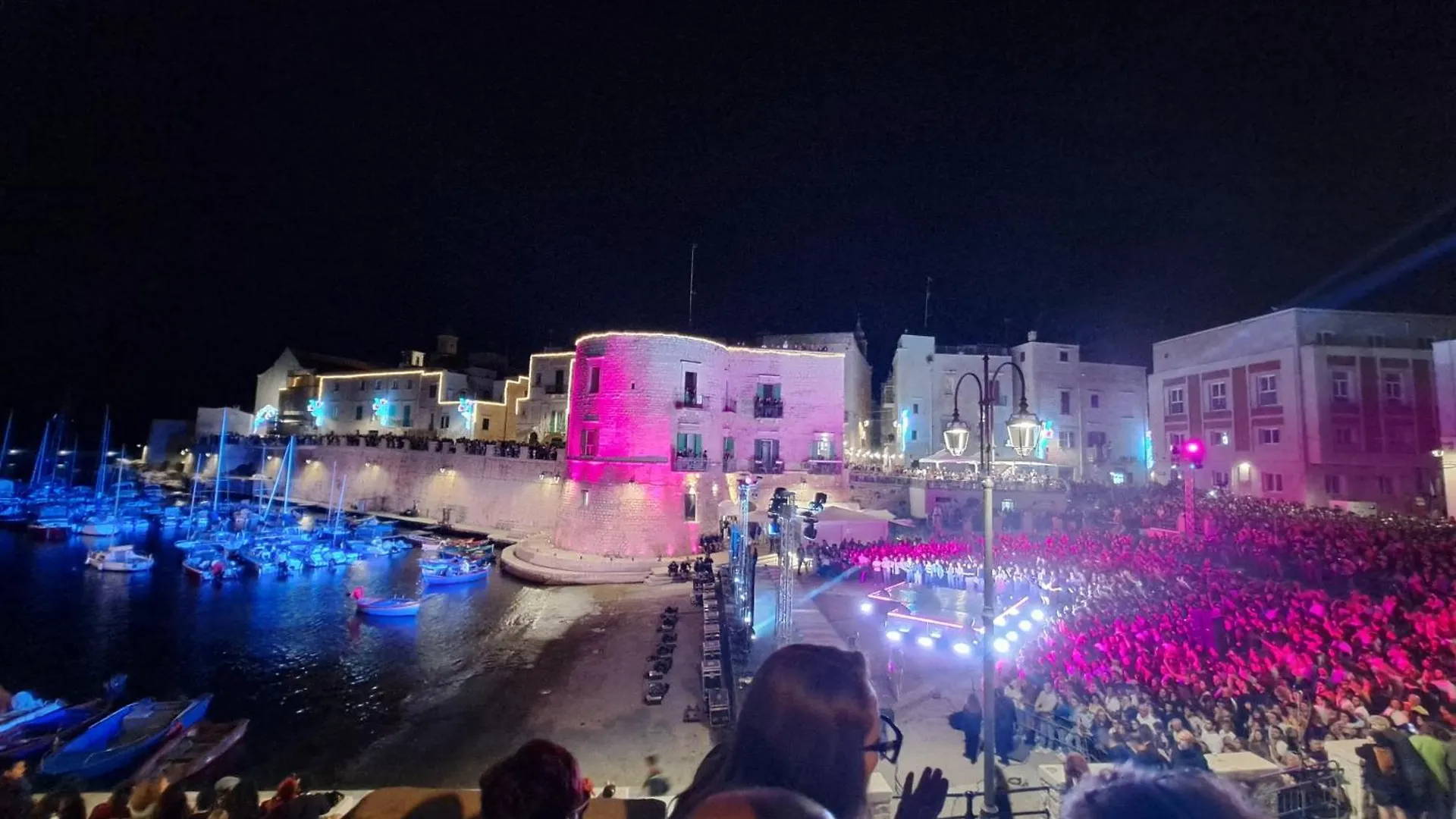 Centro Storico Suites Giovinazzo 2*,  Italia